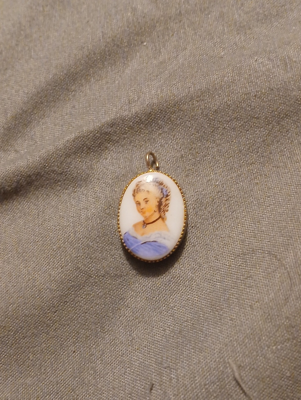 Vintage Portrait Cameo Pendant in White and Blue